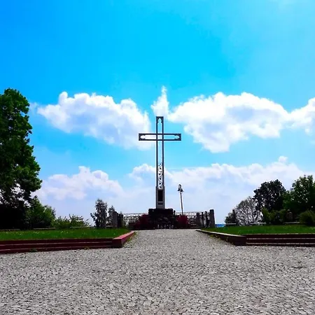 Trampa Nad Jeziorem Niegocin, Centrum *