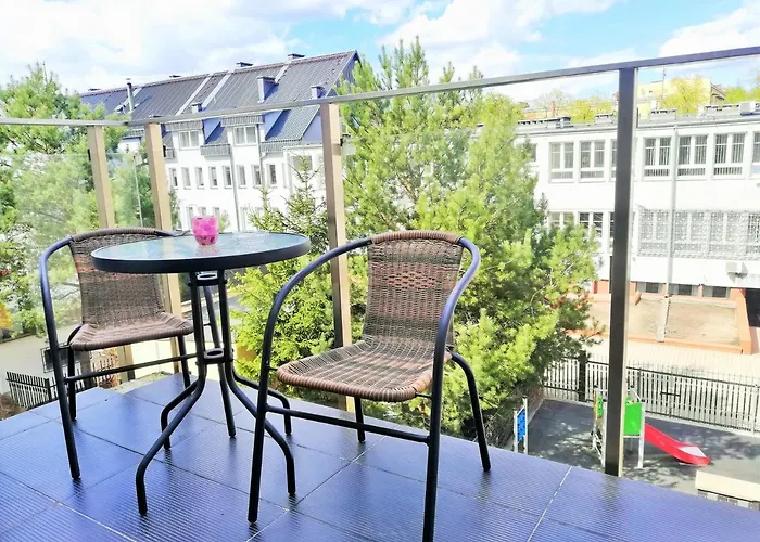 Trampa Centrum Z Garazem 400m Do Plazy 吉日茨科