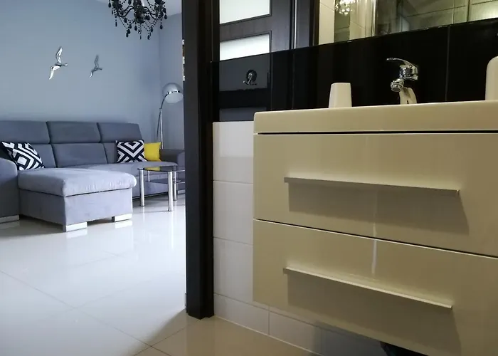 Trampa Centrum Z Garazem 400m Do Plazy 公寓 吉日茨科